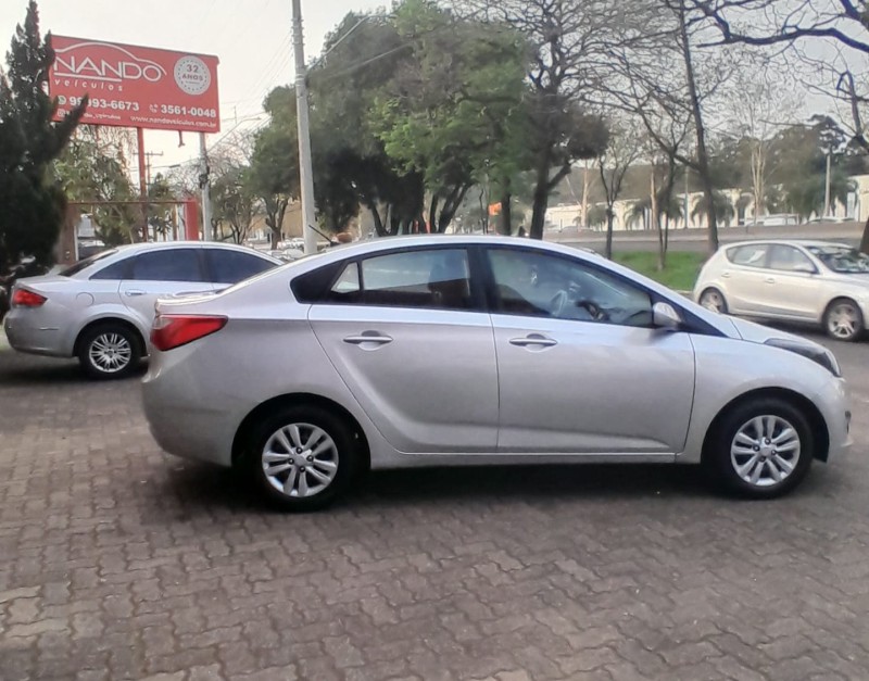 HB20S 1.6 COMFORT PLUS 16V FLEX 4P MANUAL - 2015 - ESTâNCIA VELHA