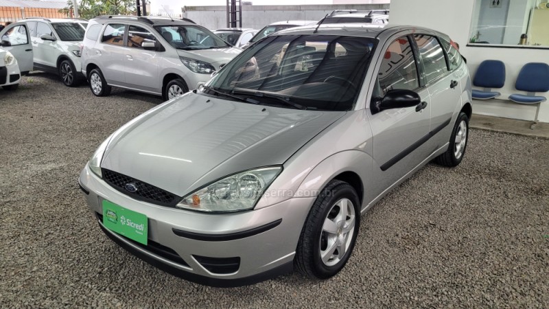 FOCUS 1.6 8V GASOLINA 4P MANUAL - 2009 - CAXIAS DO SUL