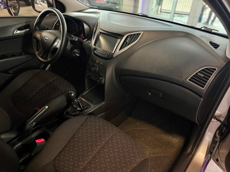 HB20 1.0 COMFORT PLUS 12V FLEX 4P MANUAL - 2017 - CAXIAS DO SUL
