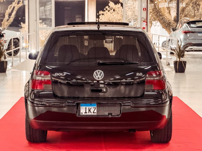 GOLF 2.0 MI 8V FLEX 4P MANUAL - 2003 - NOVA PRATA
