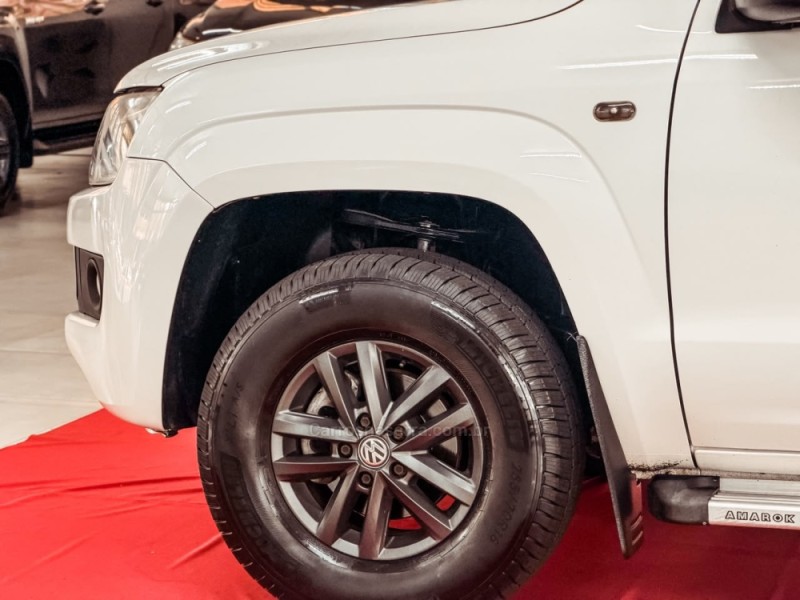 AMAROK 2.0 S 4X4 CD 16V TURBO INTERCOOLER DIESEL 4P MANUAL - 2014 - NOVA PRATA