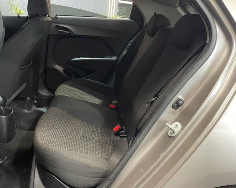 HB20 1.0 COMFORT 12V FLEX 4P MANUAL - 2016 - VACARIA