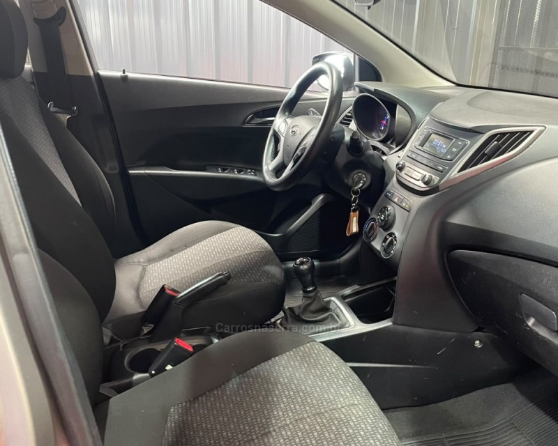 HB20 1.0 COMFORT 12V FLEX 4P MANUAL - 2016 - VACARIA
