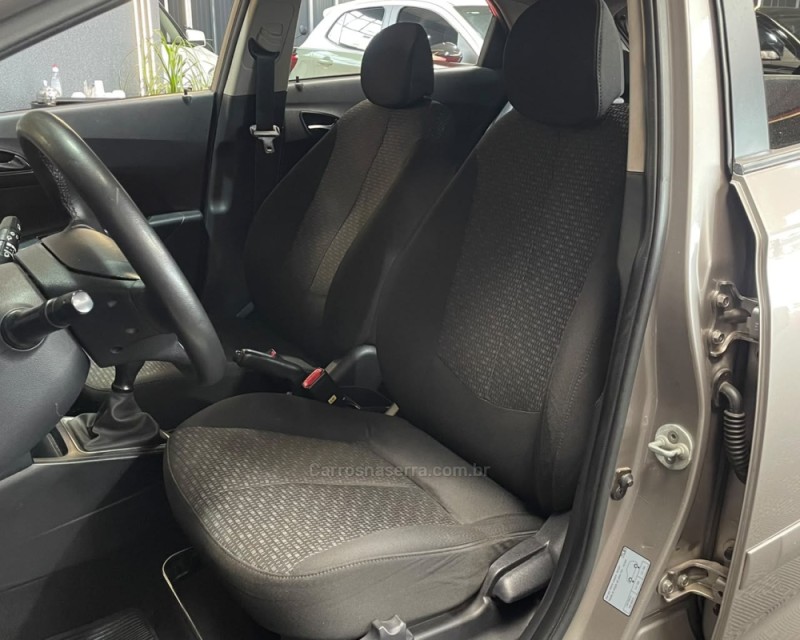 HB20 1.0 COMFORT 12V FLEX 4P MANUAL - 2016 - VACARIA
