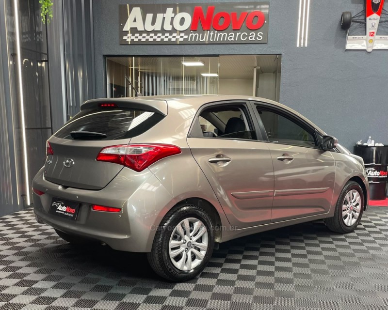 HB20 1.0 COMFORT 12V FLEX 4P MANUAL - 2016 - VACARIA