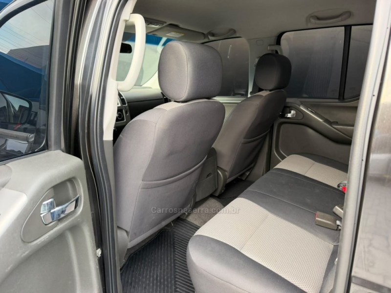 FRONTIER 2.5 SV ATTACK 4X4 CD TURBO ELETRONIC DIESEL 4P AUTOMÁTICO - 2016 - ESTâNCIA VELHA