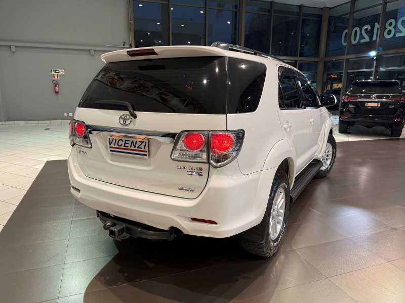 HILUX SW4 3.0 SRV 4X4 7 LUGARES 16V TURBO INTERCOOLER DIESEL 4P AUTOMÁTICO - 2012 - FARROUPILHA
