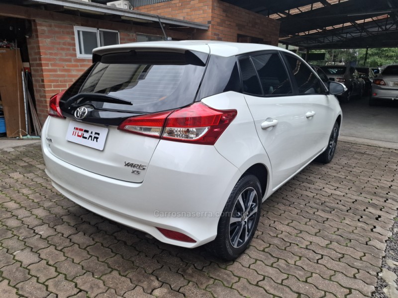 YARIS 1.5 XS 16V FLEX 4P AUTOMÁTICO - 2019 - GARIBALDI
