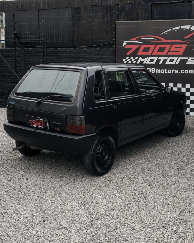 UNO 1.0 IE MILLE EP 8V GASOLINA 4P MANUAL - 1996 - CAXIAS DO SUL