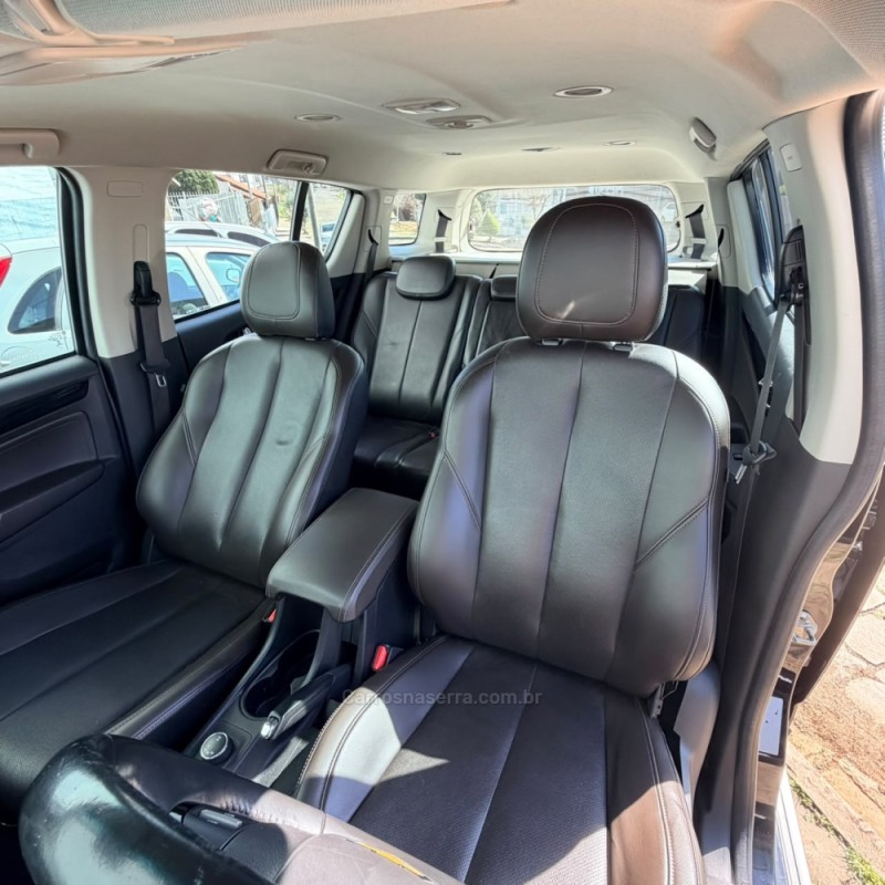 TRAILBLAZER 3.6 LTZ 4X4 V6 GASOLINA 4P AUTOMÁTICO - 2017 - VACARIA