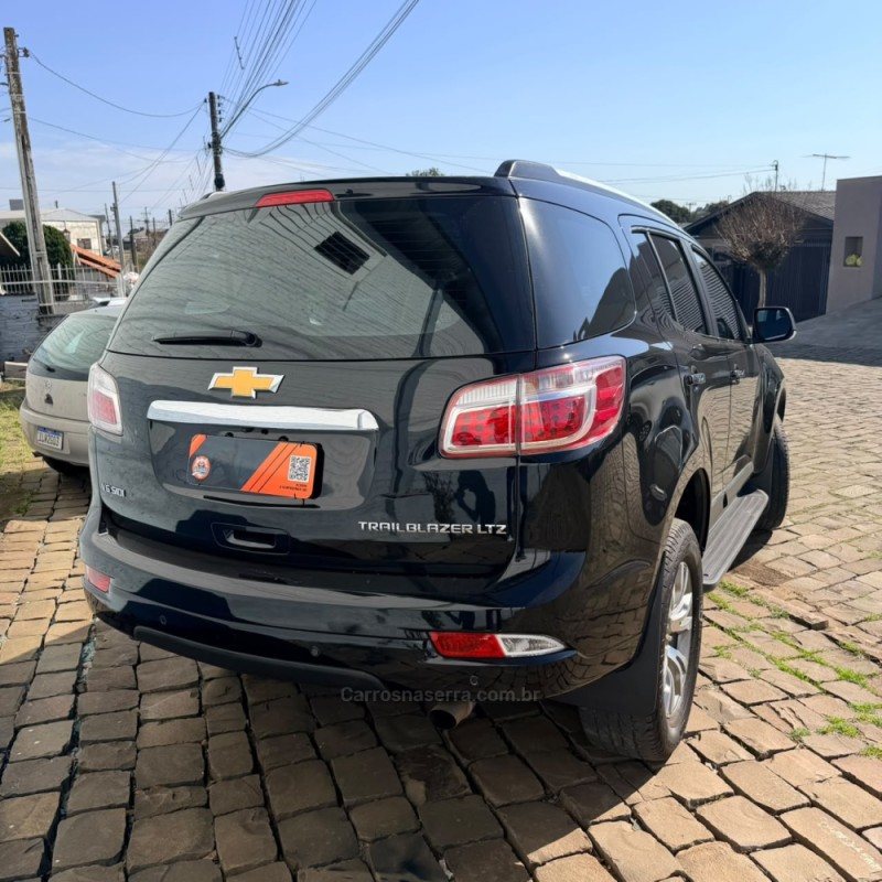 TRAILBLAZER 3.6 LTZ 4X4 V6 GASOLINA 4P AUTOMÁTICO - 2017 - VACARIA