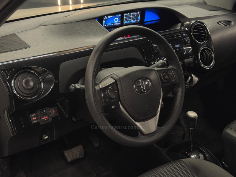 ETIOS 1.5 X PLUS SEDAN 16V FLEX 4P AUTOMÁTICO - 2019 - ESTâNCIA VELHA