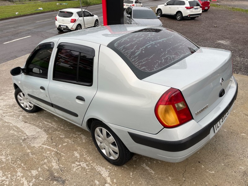 CLIO 1.0 EXPRESSION SEDAN 16V GASOLINA 4P MANUAL - 2004 - CAXIAS DO SUL