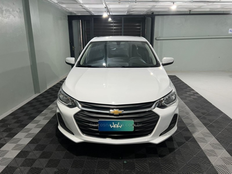 ONIX 1.0 LT 12V TURBO FLEX 4P MANUAL - 2023 - BENTO GONçALVES