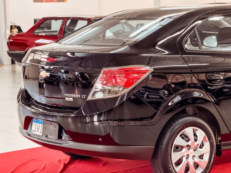 PRISMA 1.4 MPFI LT 8V FLEX 4P MANUAL - 2015 - NOVA PRATA