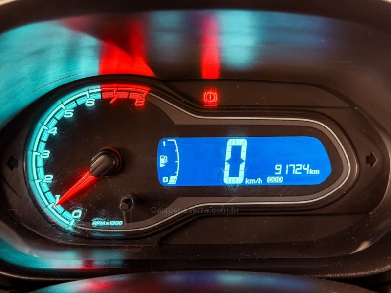 PRISMA 1.4 MPFI LT 8V FLEX 4P MANUAL - 2015 - NOVA PRATA