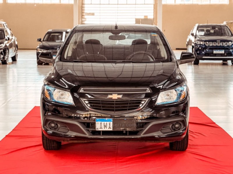 PRISMA 1.4 MPFI LT 8V FLEX 4P MANUAL - 2015 - NOVA PRATA