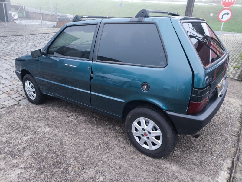 UNO 1.0 MPI MILLE SMART 8V GASOLINA 2P MANUAL - 2001 - FARROUPILHA