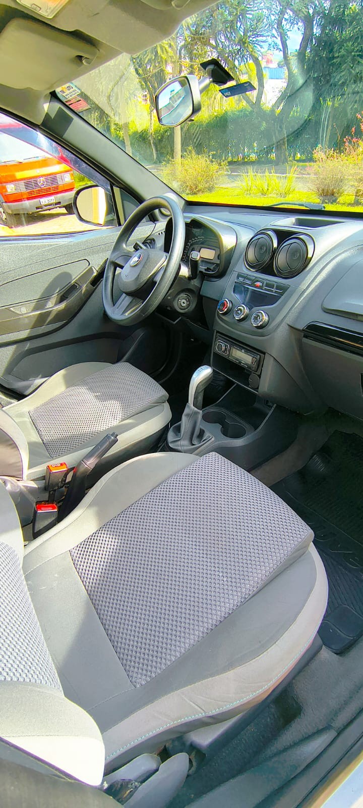 MONTANA 1.4 MPFI LS CS 8V FLEX 2P MANUAL - 2015 - FARROUPILHA