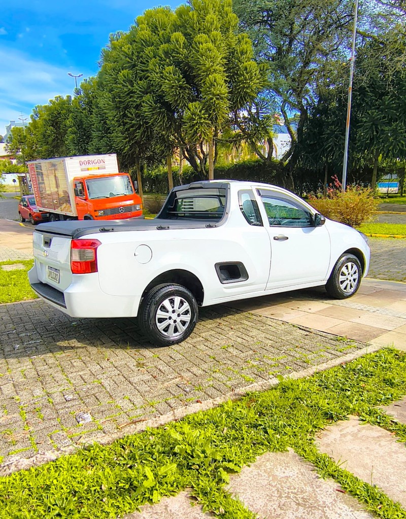 MONTANA 1.4 MPFI LS CS 8V FLEX 2P MANUAL - 2015 - FARROUPILHA