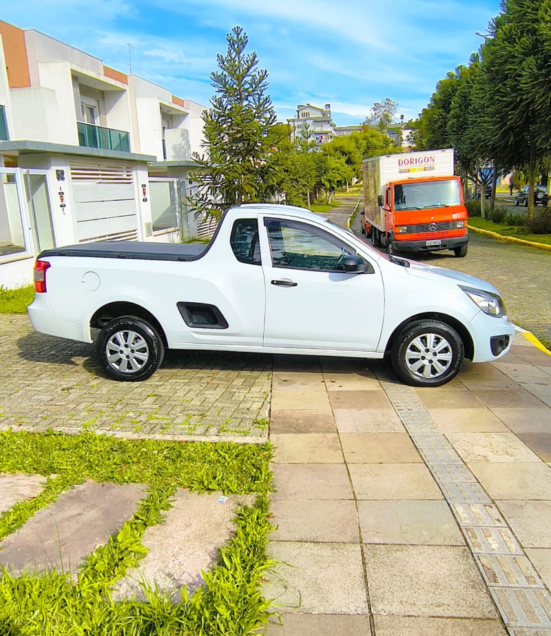 MONTANA 1.4 MPFI LS CS 8V FLEX 2P MANUAL - 2015 - FARROUPILHA