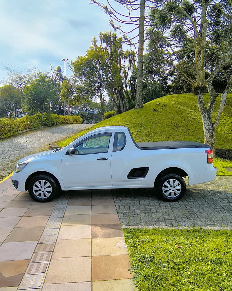 MONTANA 1.4 MPFI LS CS 8V FLEX 2P MANUAL - 2015 - FARROUPILHA