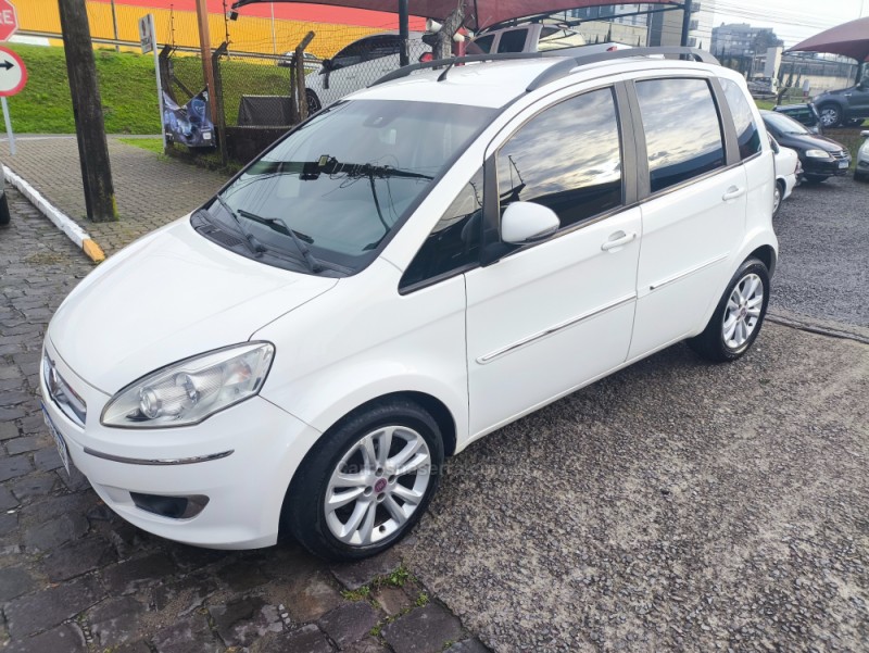 IDEA 1.6 MPI ESSENCE 16V FLEX 4P MANUAL - 2014 - FARROUPILHA