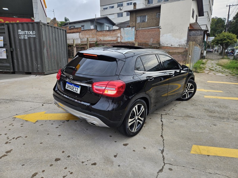 GLA 200 1.6 CGI VISION 16V TURBO FLEX 4P AUTOMÁTICO - 2015 - CAXIAS DO SUL