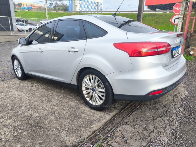 FOCUS 2.0 SE SEDAN 16V FLEX 4P AUTOMÁTICO - 2018 - FARROUPILHA