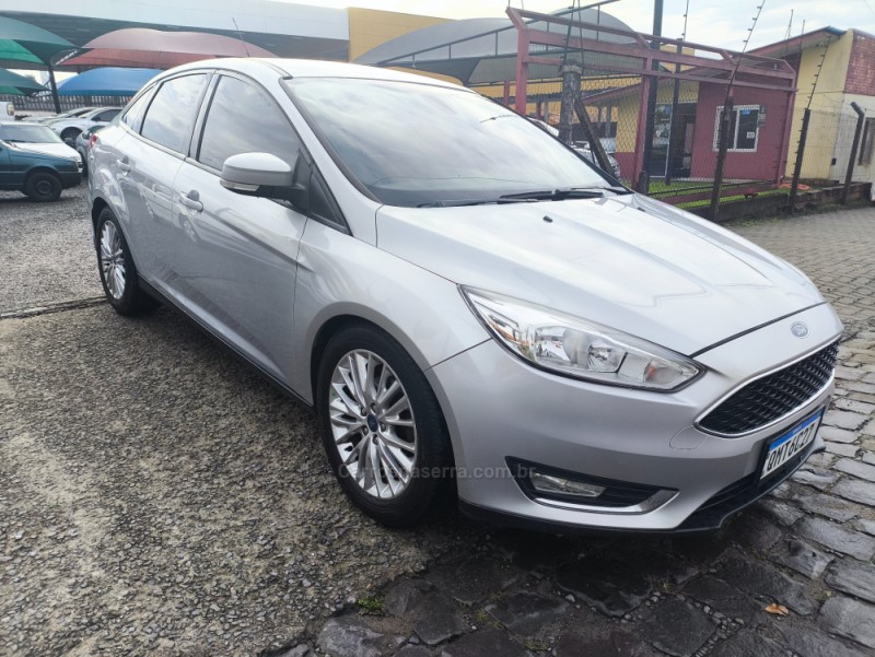 FOCUS 2.0 SE SEDAN 16V FLEX 4P AUTOMÁTICO - 2018 - FARROUPILHA