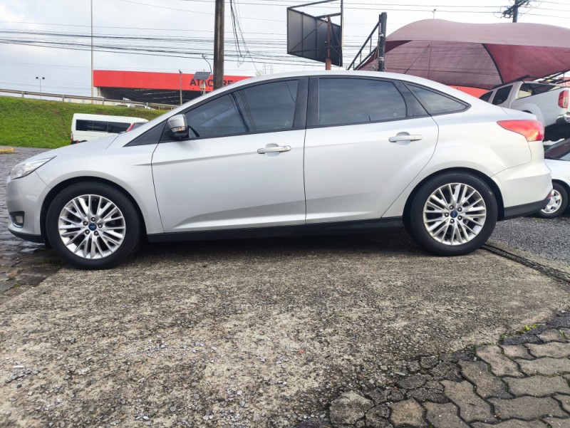 FOCUS 2.0 SE SEDAN 16V FLEX 4P AUTOMÁTICO - 2018 - FARROUPILHA