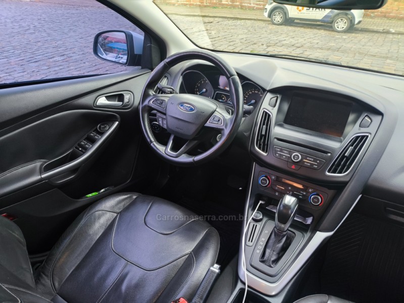 FOCUS 2.0 SE SEDAN 16V FLEX 4P AUTOMÁTICO - 2018 - FARROUPILHA