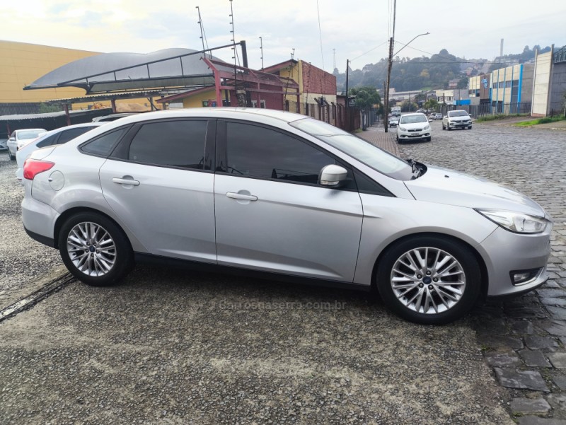 FOCUS 2.0 SE SEDAN 16V FLEX 4P AUTOMÁTICO - 2018 - FARROUPILHA