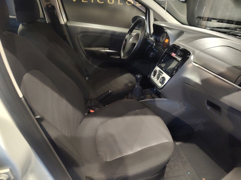 PUNTO 1.4 ATTRACTIVE 8V FLEX 4P MANUAL - 2012 - CAXIAS DO SUL