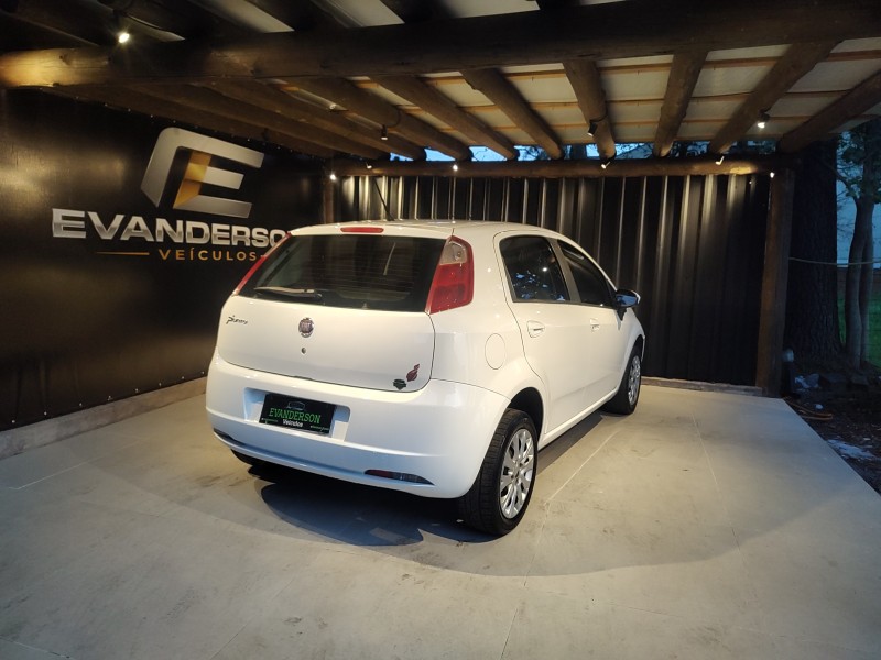 PUNTO 1.4 ATTRACTIVE 8V FLEX 4P MANUAL - 2012 - CAXIAS DO SUL