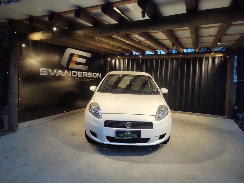 PUNTO 1.4 ATTRACTIVE 8V FLEX 4P MANUAL - 2012 - CAXIAS DO SUL