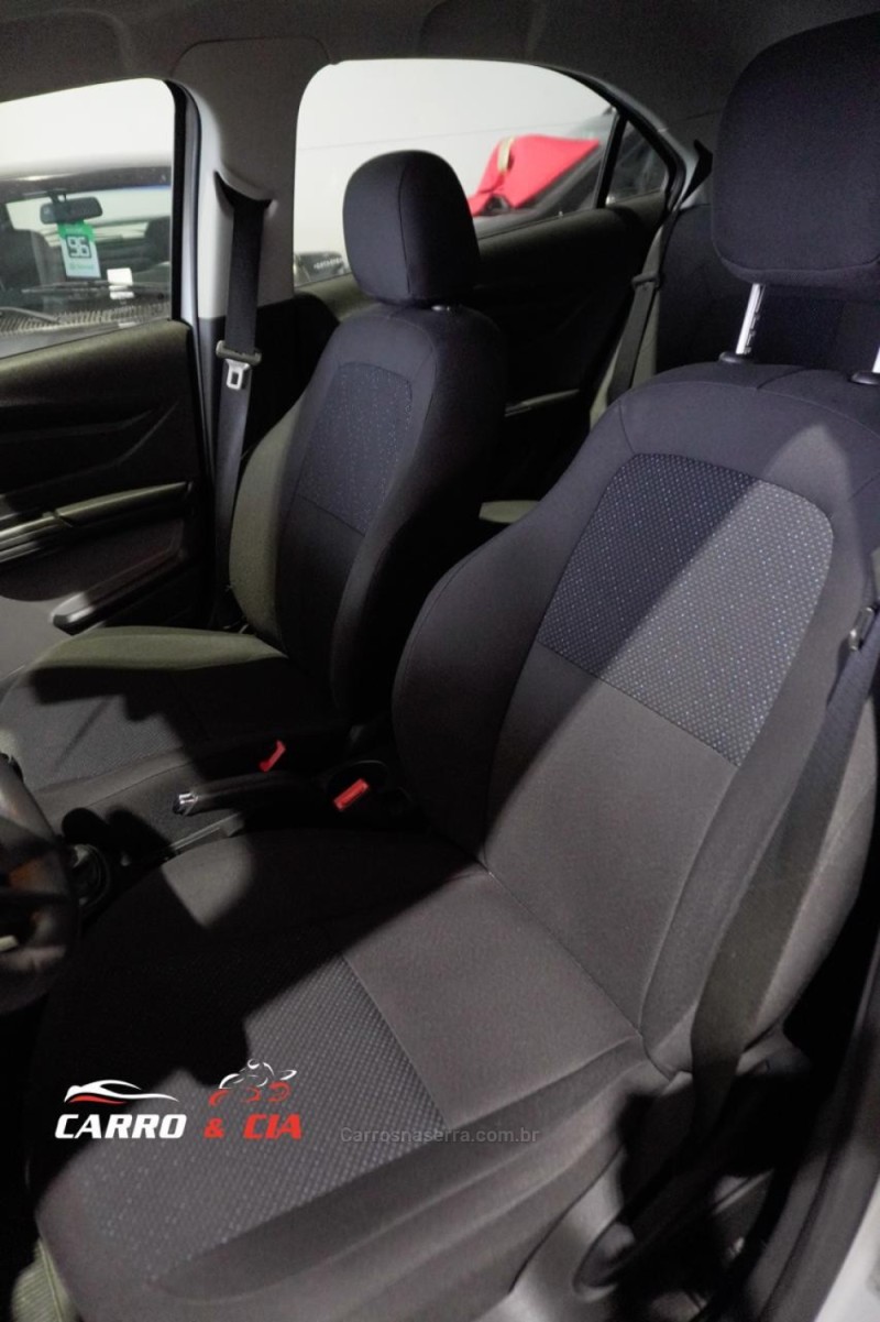 ONIX 1.0 JOY 8V FLEX 4P MANUAL - 2017 - SANTA CRUZ DO SUL