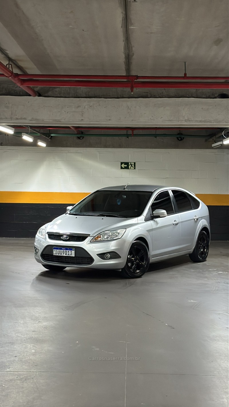 focus 2.0 glx 16v flex 4p automatico 2013 caxias do sul