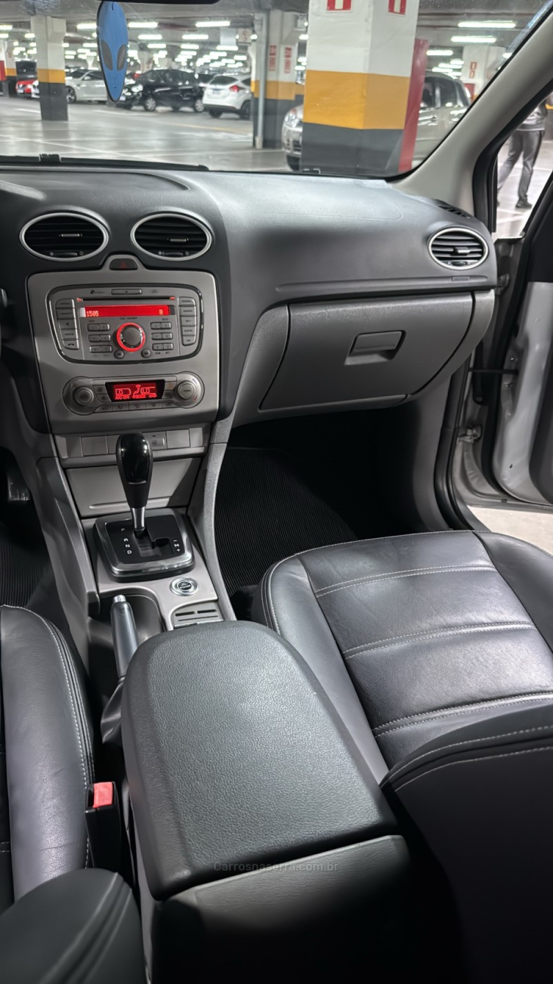 FOCUS 2.0 GLX 16V FLEX 4P AUTOMÁTICO - 2013 - CAXIAS DO SUL
