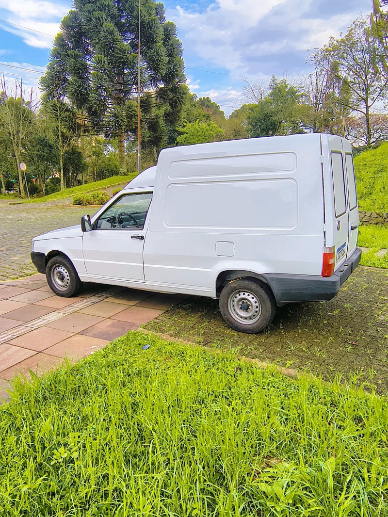 FIORINO 1.3 MPI FURGÃO 8V FLEX 2P MANUAL - 2011 - FARROUPILHA