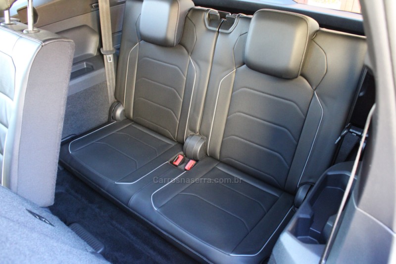 TIGUAN 2.0 ALLSPACE R-LINE 350 TSI 4X4 GASOLINA 4P - 2018 - CAXIAS DO SUL