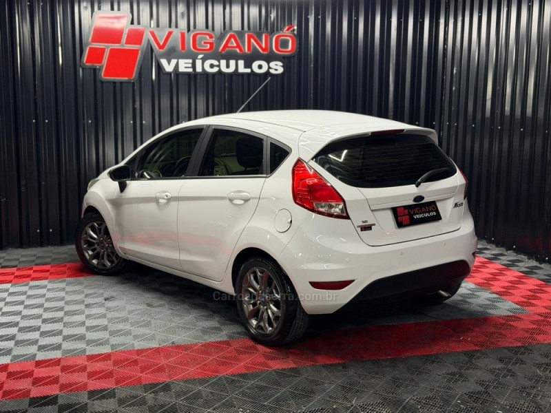 FIESTA 1.6 SE HATCH 16V FLEX 4P AUTOMÁTICO - 2015 - CAXIAS DO SUL