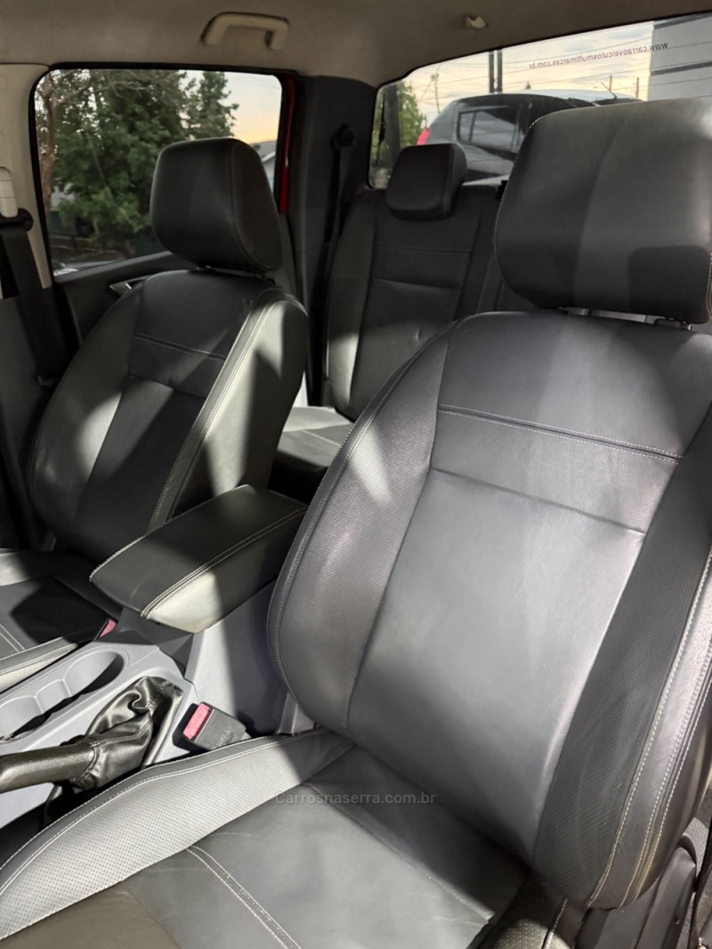 RANGER 3.2 XLT 4X4 CD 20V DIESEL 4P AUTOMÁTICO - 2013 - PAROBé