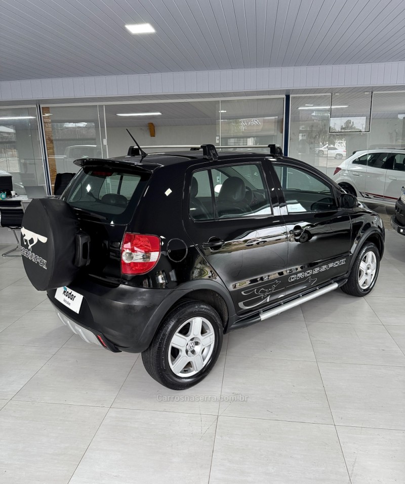 CROSSFOX 1.6 MI FLEX 8V 4P MANUAL - 2009 - VILA FLORES