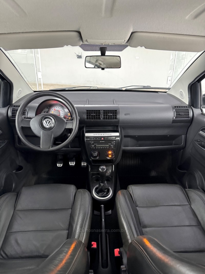 CROSSFOX 1.6 MI FLEX 8V 4P MANUAL - 2009 - VILA FLORES