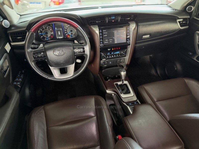 HILUX SW4 2.8 SRX 4X4 16V TURBO INTERCOOLER DIESEL 4P AUTOMÁTICO - 2020 - PAROBé