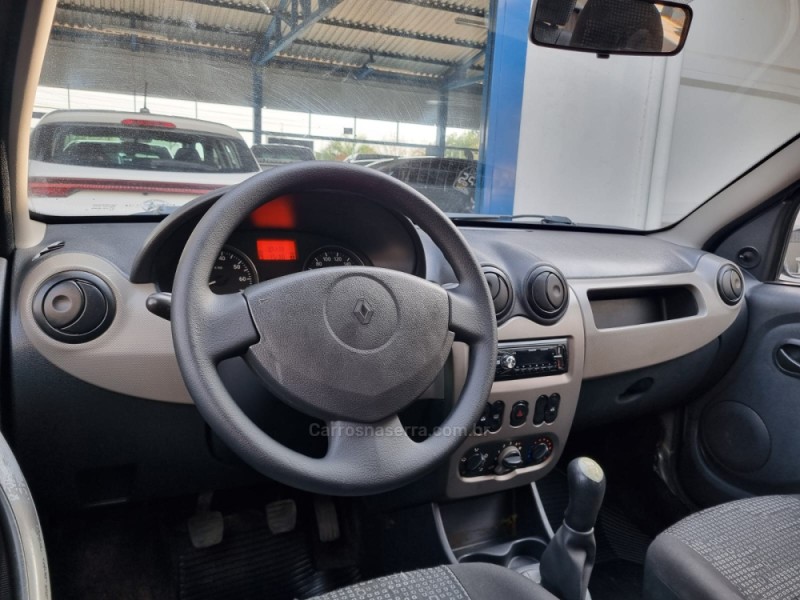 SANDERO 1.0 EXPRESSION 16V FLEX 4P MANUAL - 2009 - VACARIA