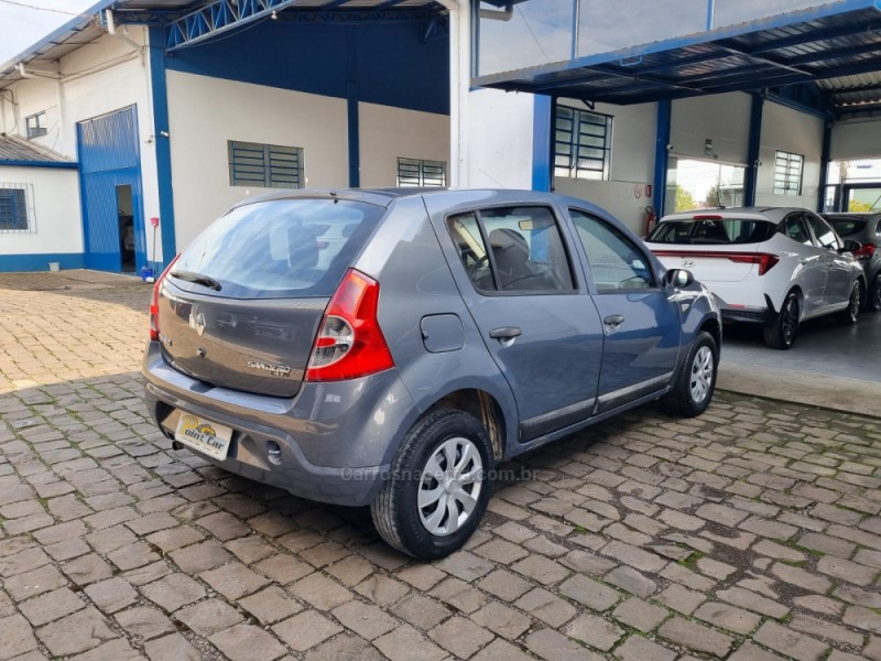 SANDERO 1.0 EXPRESSION 16V FLEX 4P MANUAL - 2009 - VACARIA