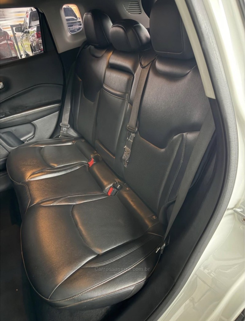 COMPASS 2.0 16V DIESEL LONGITUDE 4X4 AUTOMÁTICO - 2018 - PAROBé