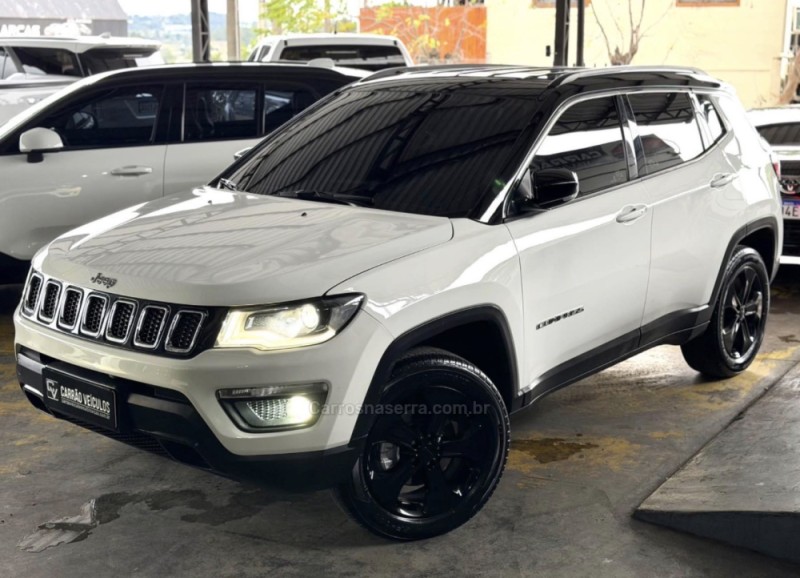 COMPASS 2.0 16V DIESEL LONGITUDE 4X4 AUTOMÁTICO - 2018 - PAROBé